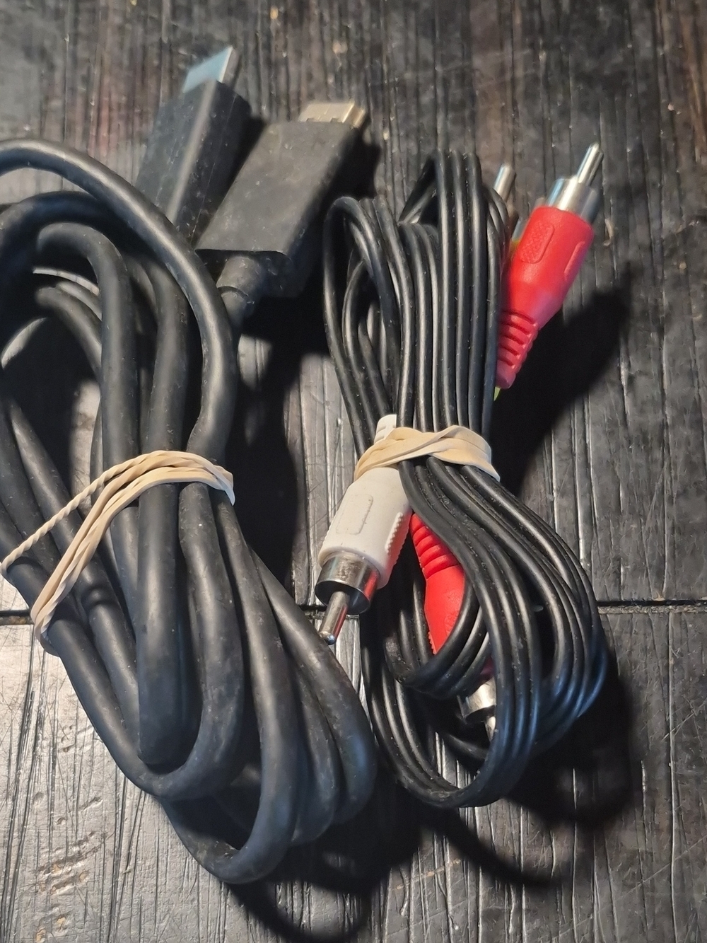 Black AV and HDMI Cables Bundle - Red/White RCA Connector